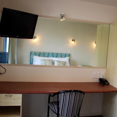 Bella Vista Motel Мосгил Экстерьер фото