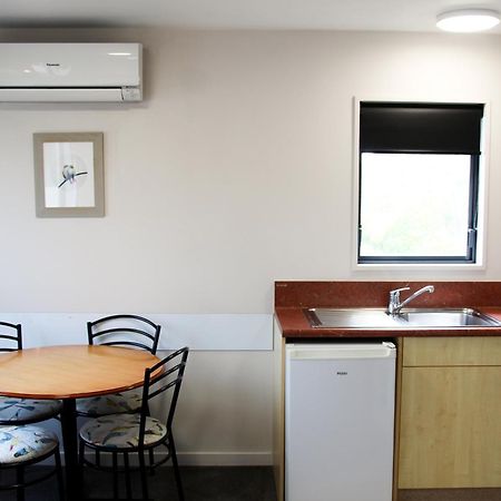 Bella Vista Motel Мосгил Экстерьер фото