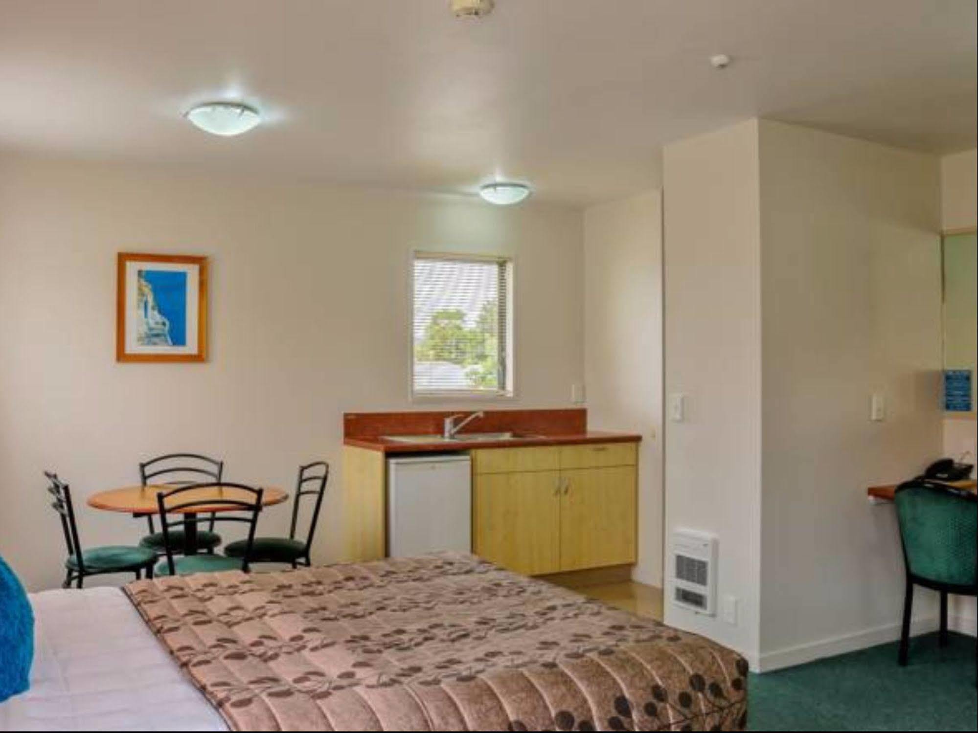 Bella Vista Motel Мосгил Экстерьер фото