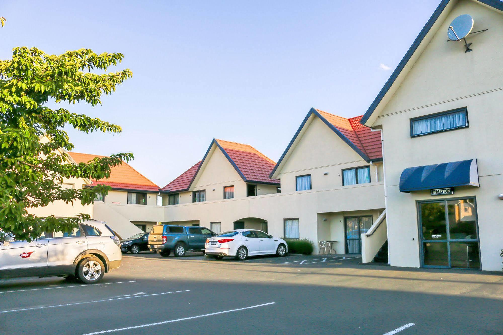 Bella Vista Motel Мосгил Экстерьер фото
